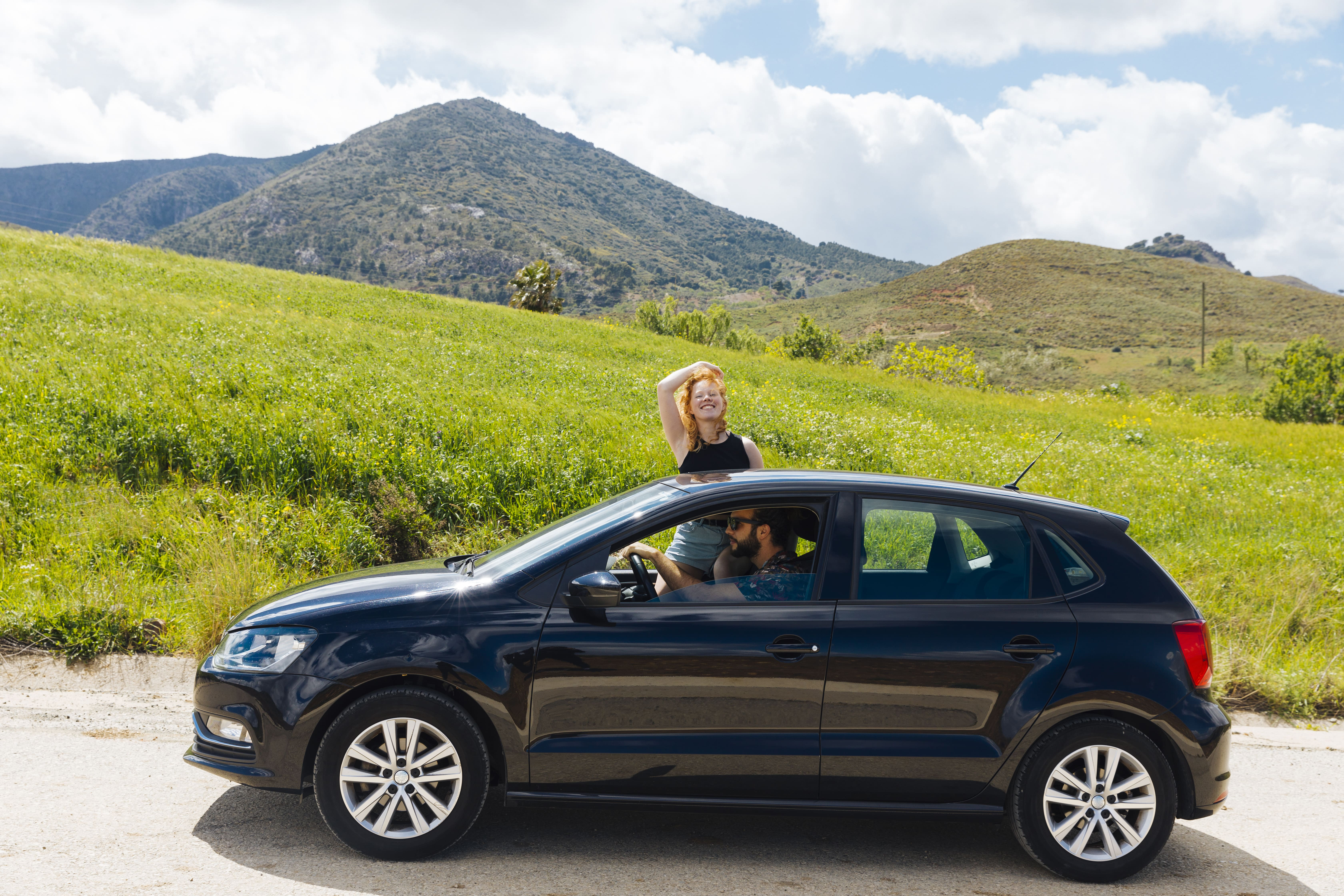Small cars, SUVs drive passenger vehicle sales to record high in May
